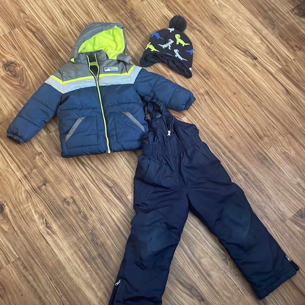 Jacket Extreme 4T snow pants 4/5 Hat toddler 4/5